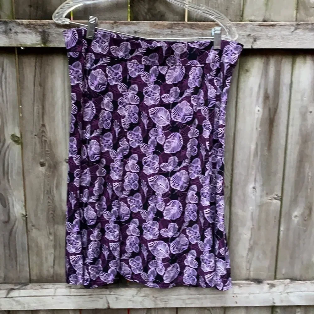 Sag Harbor purple skirt set sz. S